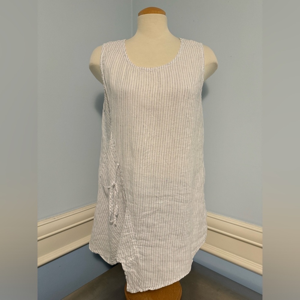Fenini - asymmetric linen pinstripe tunic